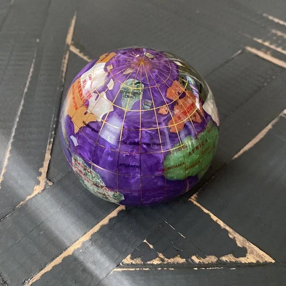 🌎World🌍Globe Paperweight🌏 - Picture 7 of 11